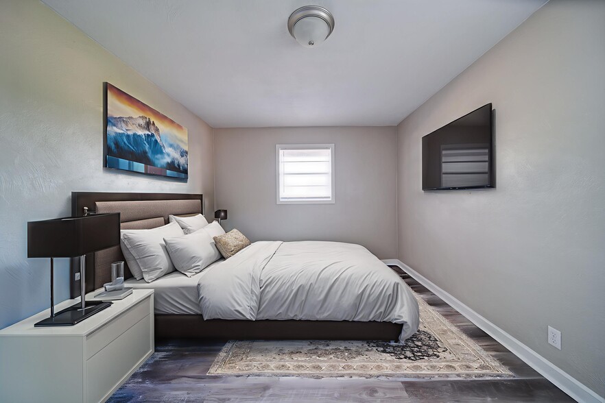 More Photos Of 915 E 2nd St, Winston-Salem Apartments For Sale