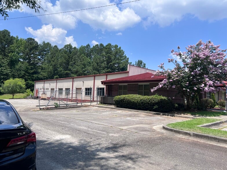 More Photos Of 1705 Redan E, Lithonia Religious Facility For Sale