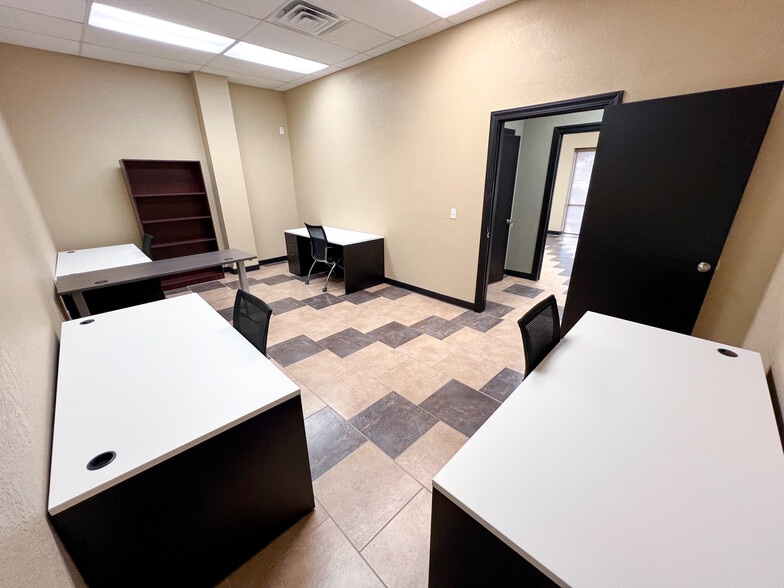 More Photos Of 8100 W Highway 80, Midland Office For Sale