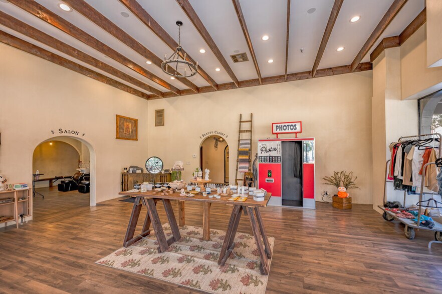 More Photos Of 501 S Myrtle Ave, Monrovia Office For Sale