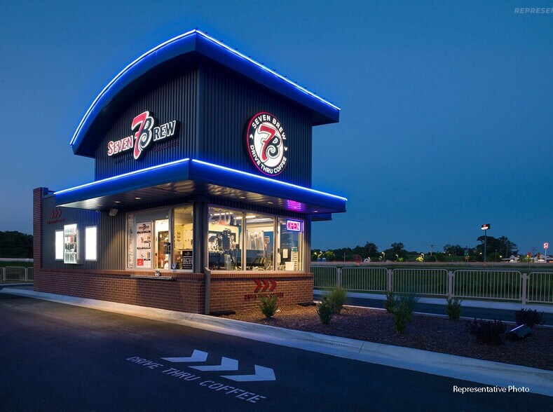 More Photos Of 2424 E State Road 44, Shelbyville Fast Food For Sale