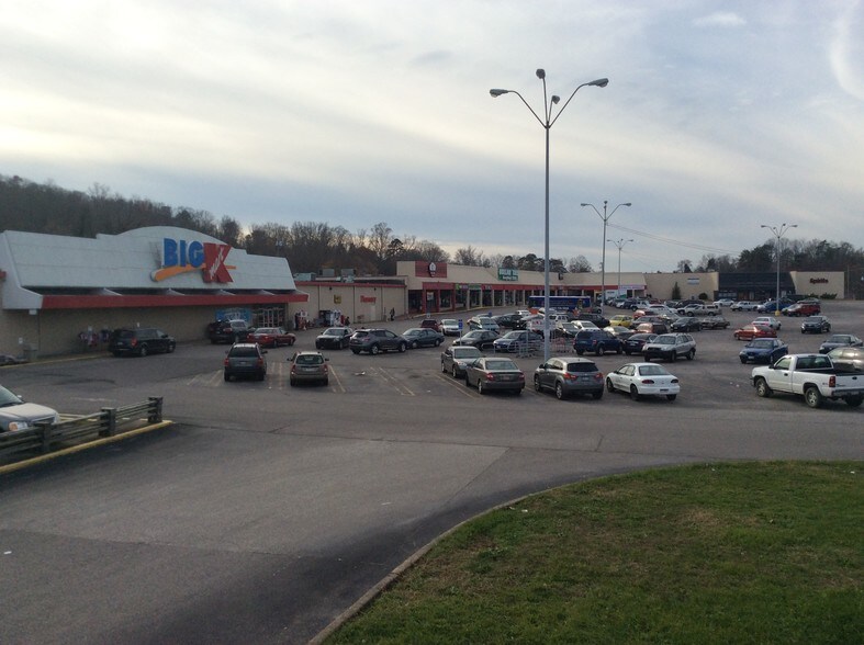 More Photos Of 5636 US Route 60, Huntington Unknown For Lease