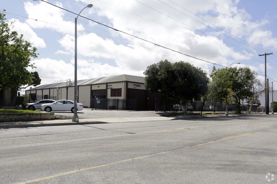 Primary Photo Of 12740 Lakeland Rd, Santa Fe Springs Manufacturing For Sale