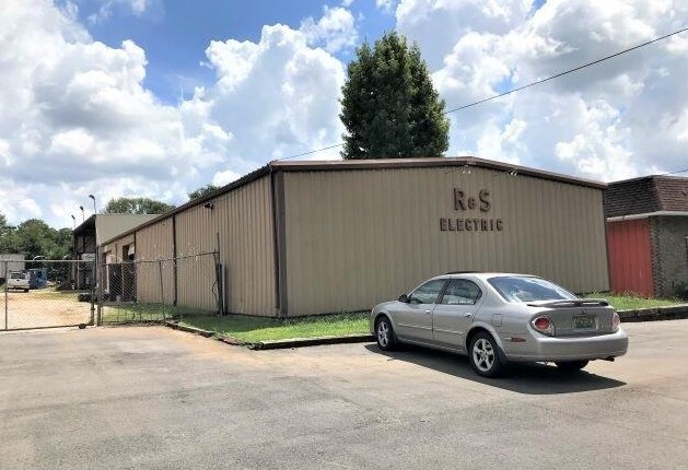Primary Photo Of 2830 Jordan Ln NW, Huntsville Freestanding For Lease