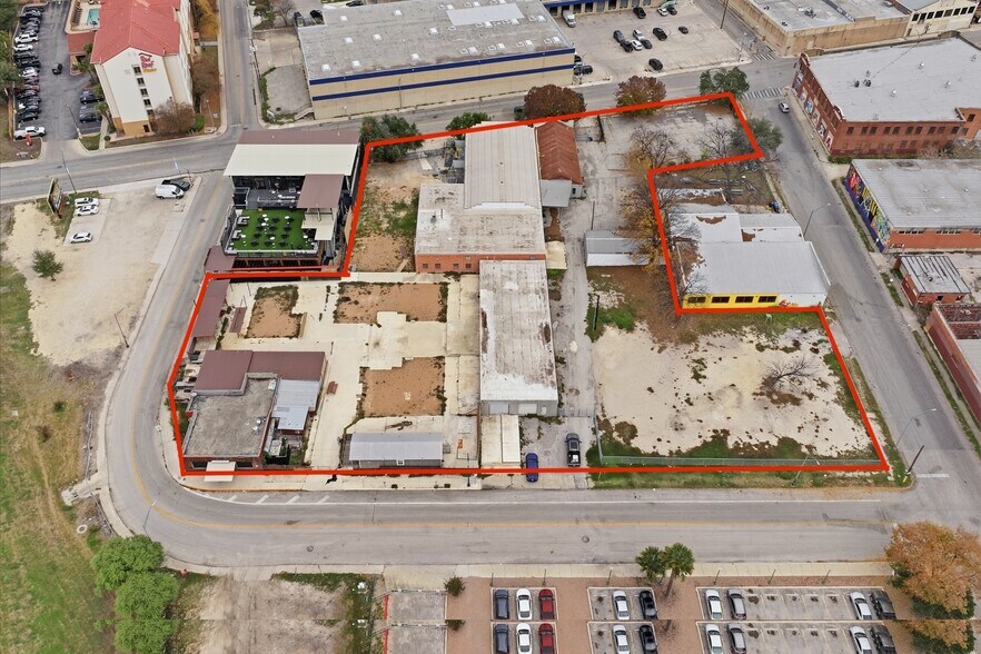 More Photos Of 1116 E Houston St, San Antonio Land For Lease