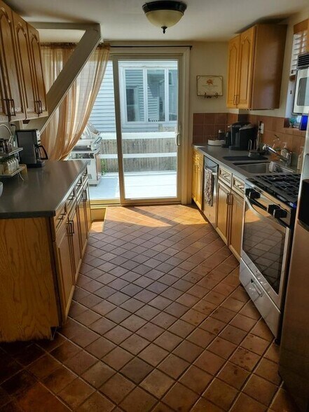 More Photos Of , Quincy Specialty For Sale