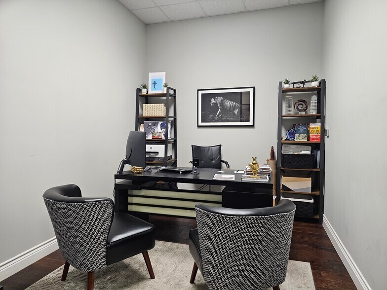 More Photos Of 12227 Huebner Rd, San Antonio Freestanding For Lease