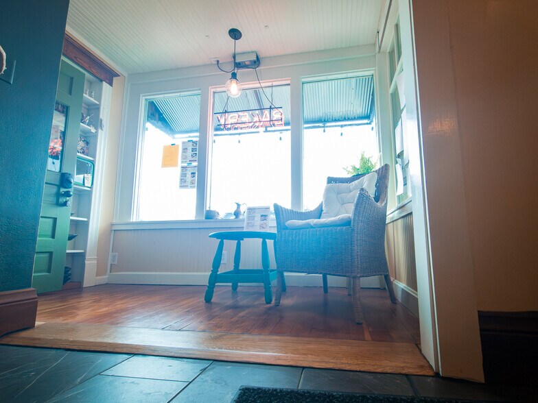 More Photos Of 127 N Main St, Amherst Storefront Retail Residential For Sale