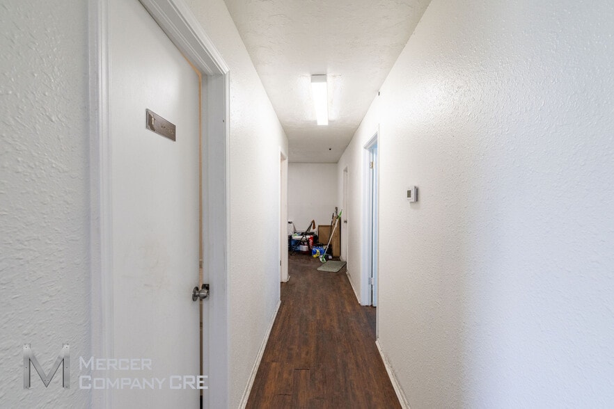 More Photos Of 2100 S I 35 Service Rd, Oklahoma City Warehouse For Lease