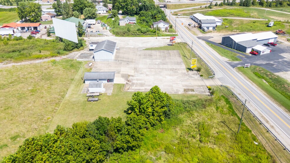 More Photos Of 1025 Gihon Rd, Parkersburg Auto Repair For Sale