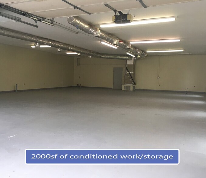 More Photos Of 1936 N Broadway St, Moore Showroom For Lease