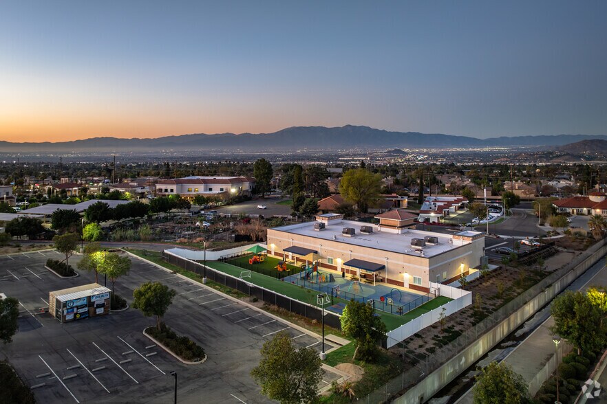 More Photos Of 2228 Vesper, Corona Daycare Center For Sale