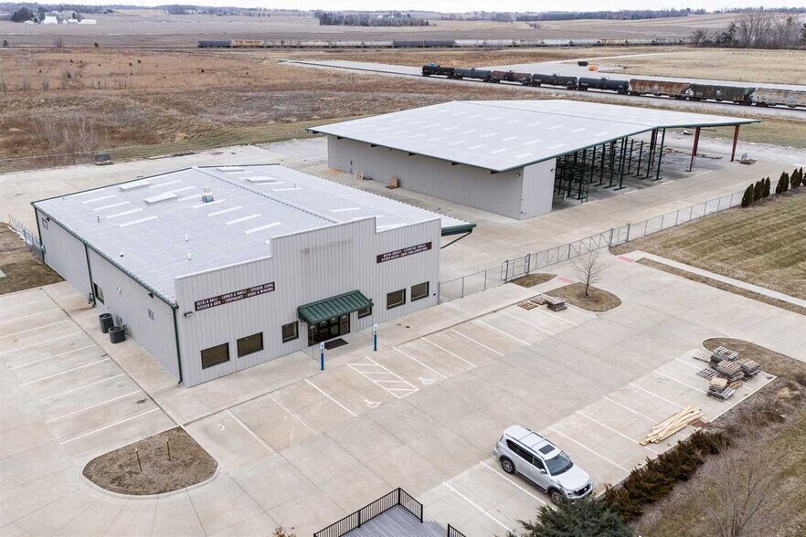 More Photos Of 4340 420th St SE, Iowa City Industrial For Sale