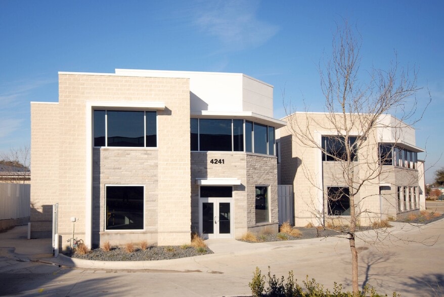 More Photos Of 4245 Marsh Ridge Rd, Carrollton Loft Creative Space For Sale