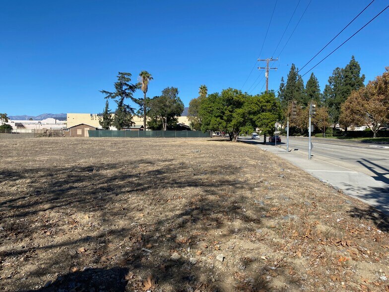 More Photos Of 2445 N Towne Ave, Pomona Land For Sale