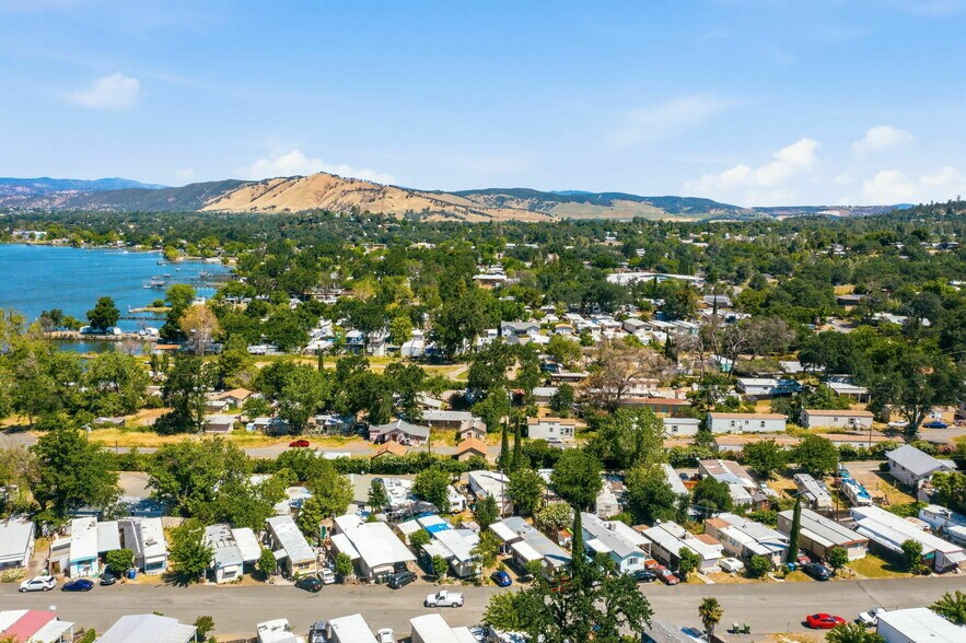 More Photos Of 5755 Old Highway 53, Clearlake Manufactured Housing Mobile Home Park For Sale