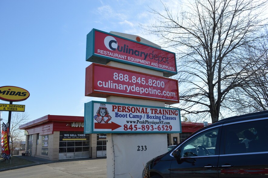 More Photos Of 233 W Route 59, Nanuet Storefront For Lease