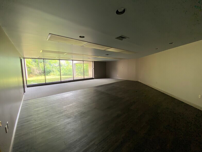 More Photos Of 55 Wyoming St, Pittsburgh Office Residential For Lease