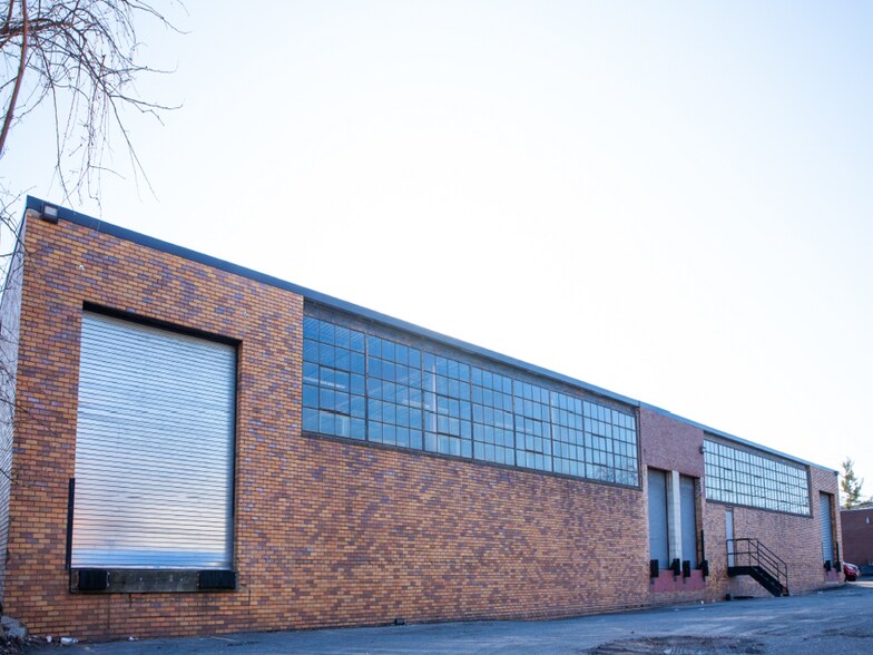 More Photos Of 10 Willow St, Moonachie Warehouse For Sale