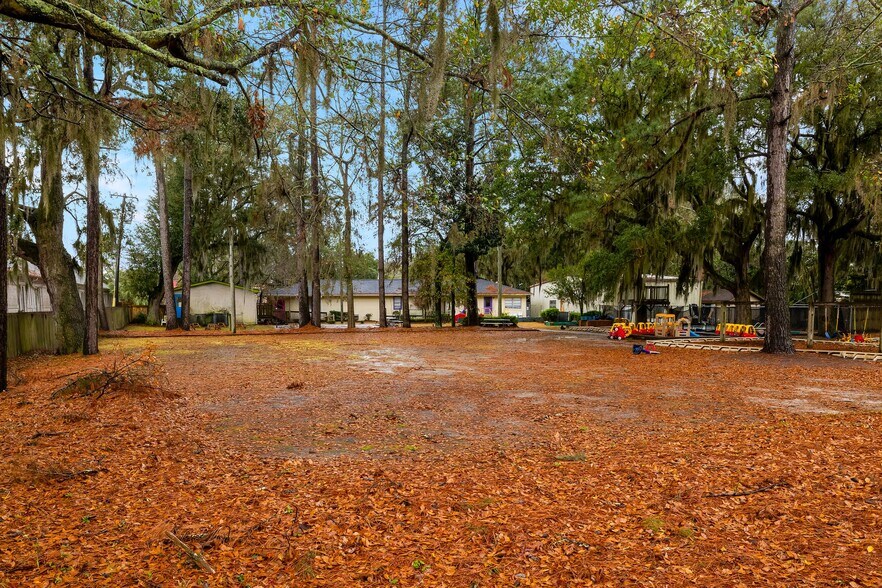 More Photos Of 204 Tibet Ave, Savannah Daycare Center For Sale