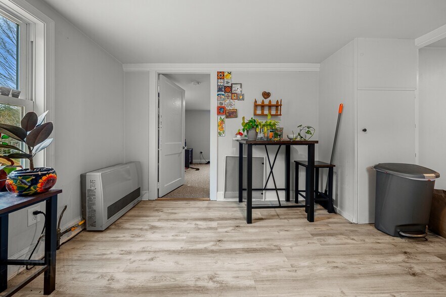 More Photos Of 15 South St, Freeport Apartments For Sale