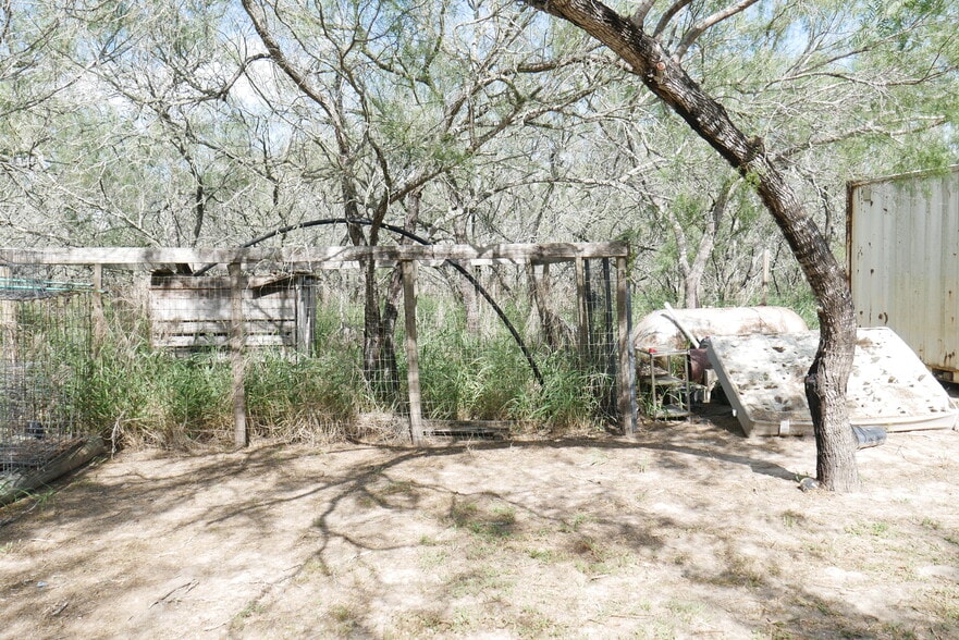 More Photos Of 346 E County Road 2295, Riviera Land For Sale