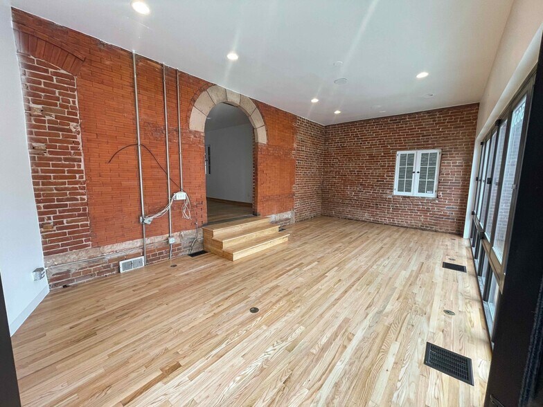 More Photos Of 3630 W 32nd Ave, Denver Storefront Retail Residential For Lease