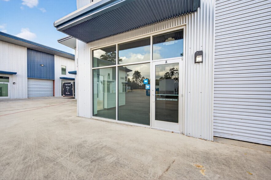 More Photos Of 32411 Tamina Rd, Magnolia Unknown For Lease