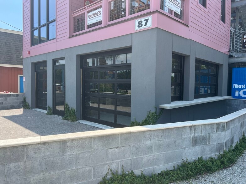 More Photos Of 87 Center St, Folly Beach Restaurant For Lease