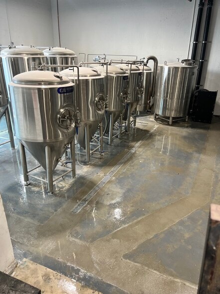 More Photos Of 205-209 NE 1st Ave, Hallandale Beach Flex For Sale