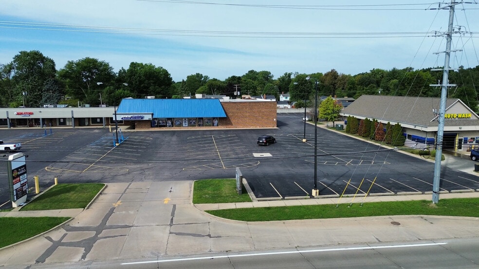 More Photos Of 36901 Garfield Rd, Clinton Township Freestanding For Sale