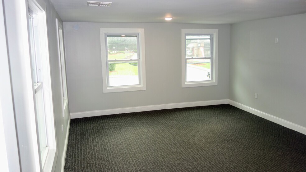 More Photos Of 234 Route 9w, Haverstraw Medical For Lease