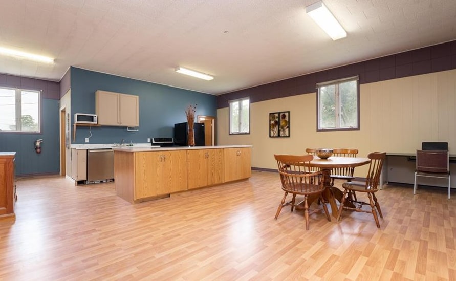 More Photos Of 21 Lansdowne Av, Delhi Religious Facility For Sale