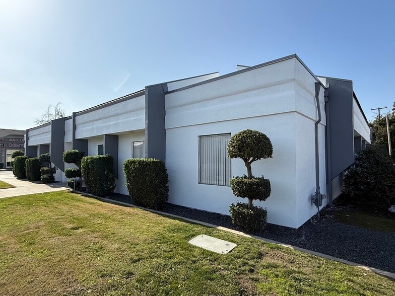 More Photos Of 2301 Coffee Rd, Modesto Medical For Sale