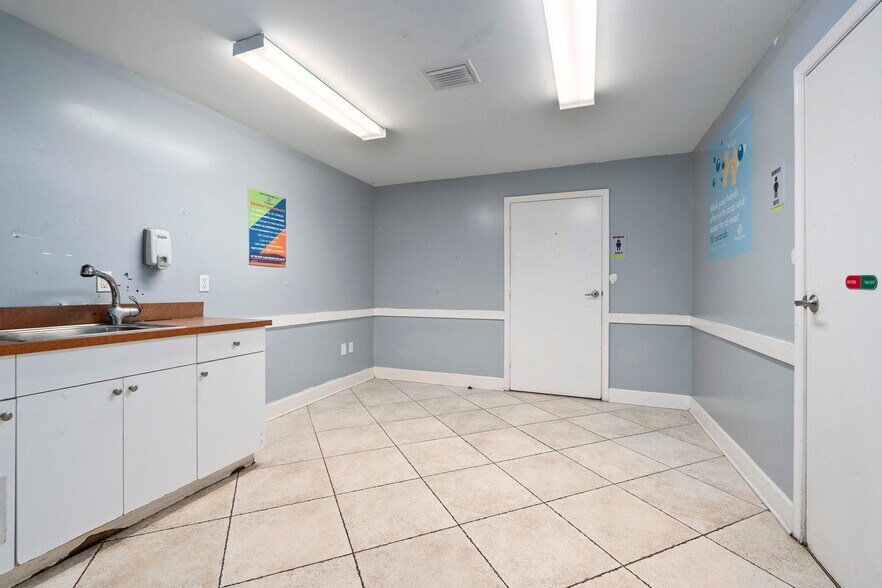 More Photos Of 1110 SW Martin Downs Blvd, Palm City Schools For Sale