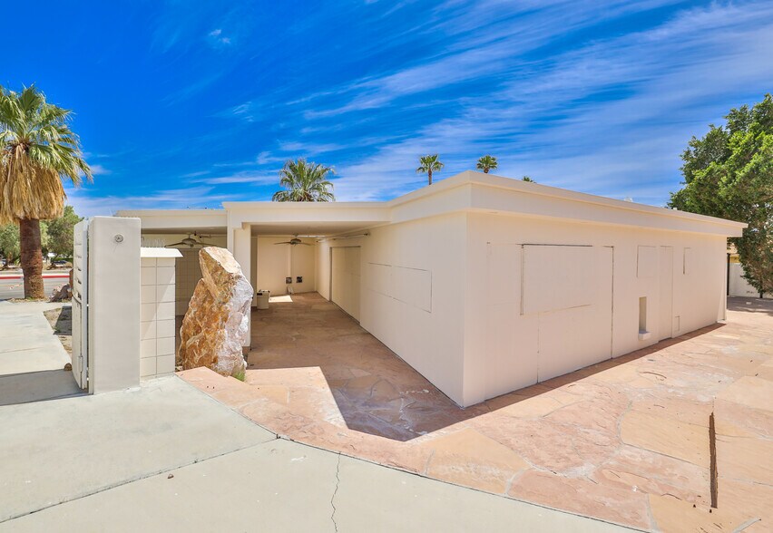More Photos Of 2249 N Palm Canyon Dr, Palm Springs Hotel For Sale