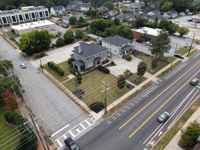 More Photos Of 903 Pendleton St, Greenville Medical For Lease