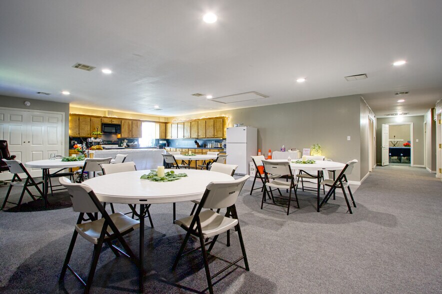 More Photos Of 464 McCaleb, Montgomery Specialty For Sale