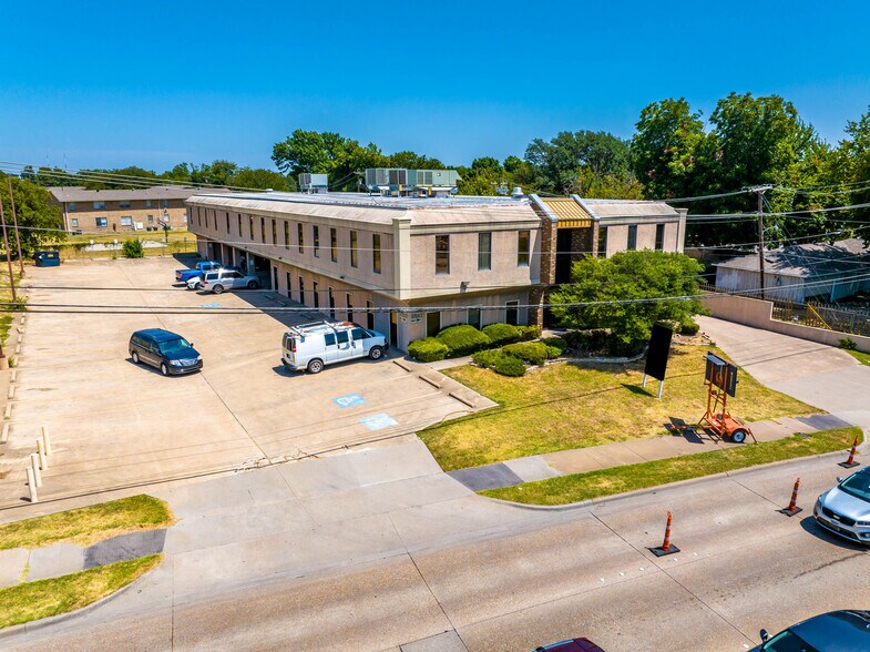 More Photos Of 1301 Northwest Hwy, Garland Office For Sale