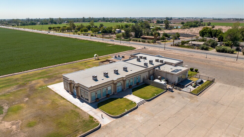 More Photos Of 796 W Evan Hewes, El Centro Restaurant For Sale