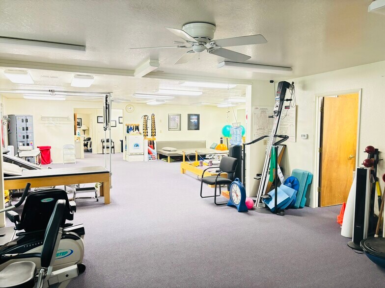 More Photos Of 571 Stanislaus Ave, Angels Camp Office For Sale