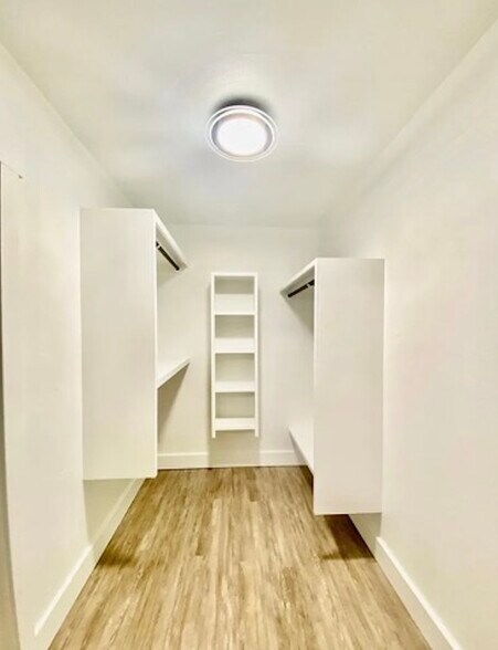 More Photos Of 1516-1520 D St, Floresville Apartments For Sale