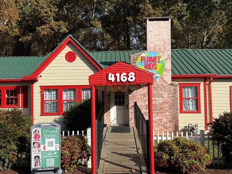 More Photos Of 4168 S Main St, Acworth Daycare Center For Sale