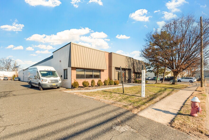 Primary Photo Of 84 Industrial Ave, Little Ferry Warehouse For Lease