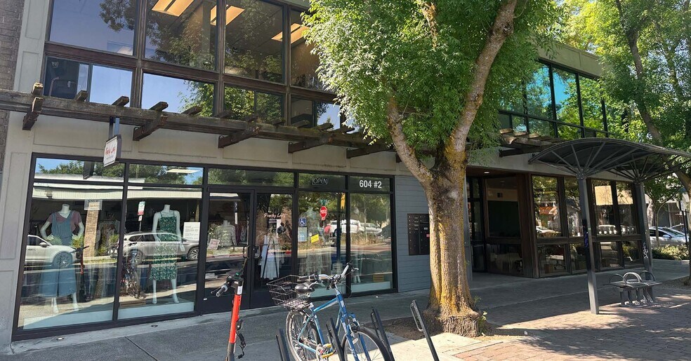 Primary Photo Of 604 3rd St, Davis Office For Lease
