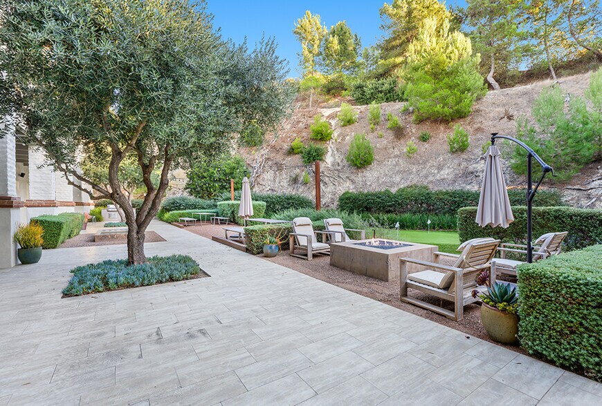 More Photos Of 140 Marine View Ave, Solana Beach Office For Sale