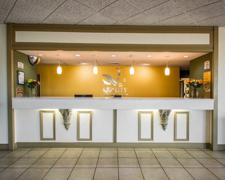 More Photos Of 6525 Us Highway 27 N, Sebring Hotel For Sale
