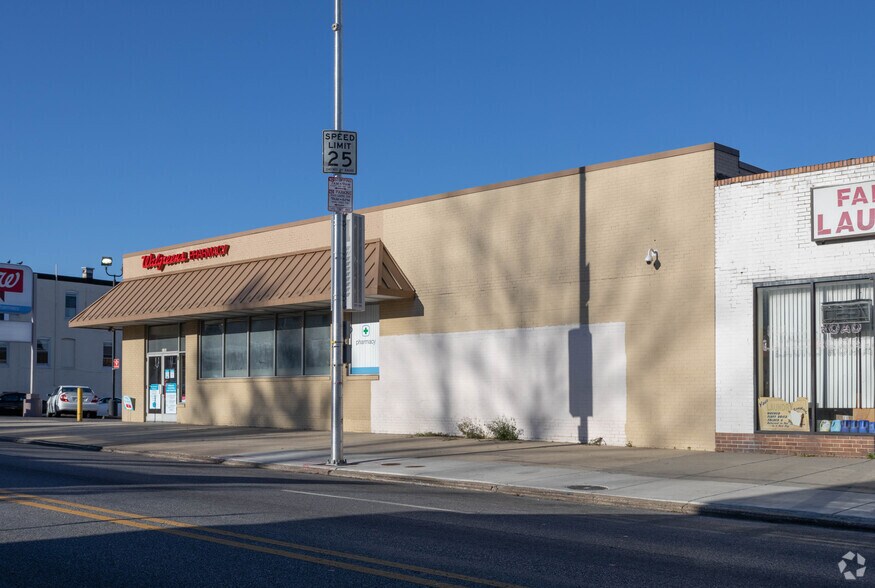 More Photos Of 3700 Falls Rd, Baltimore Drugstore For Lease