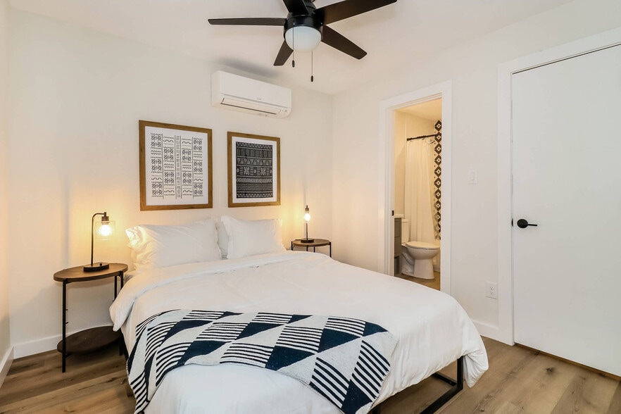 More Photos Of 1519 Annex Ave, Dallas Apartments For Sale