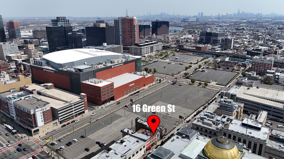 More Photos Of 16 Green St, Newark Office For Lease